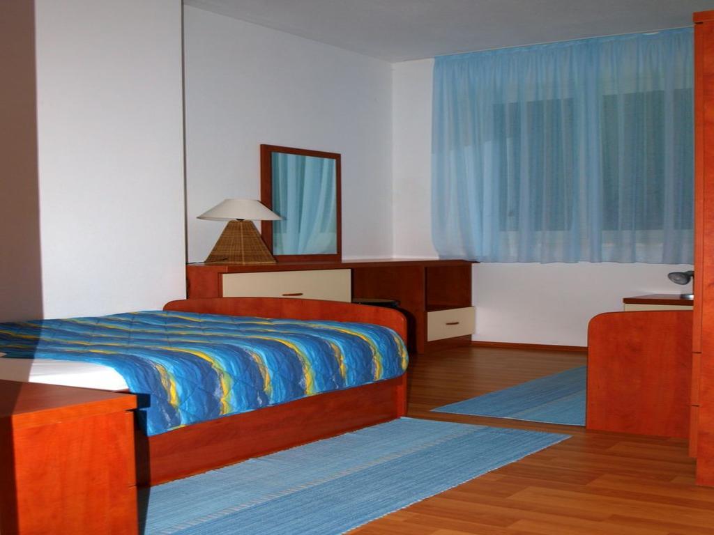Apartments Mia Postira Kamer foto