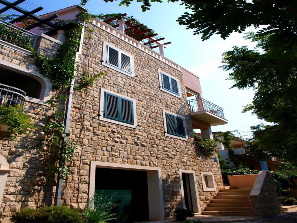 Apartments Mia Postira Kamer foto
