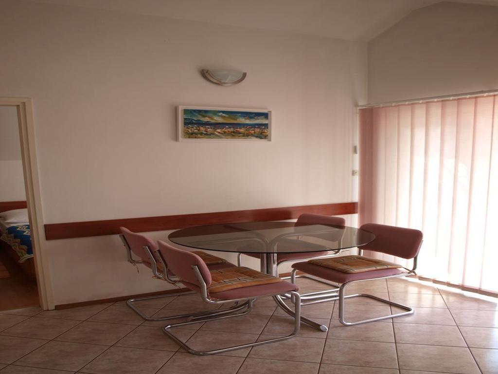 Apartments Mia Postira Kamer foto